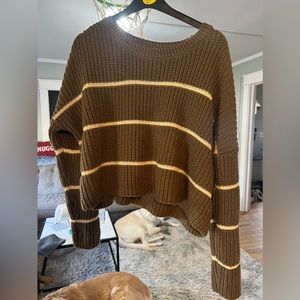 Cropped Sweater Size L
